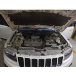 Jeep 指南者(进口) 2013款 2.4L 四驱炫黑导航版